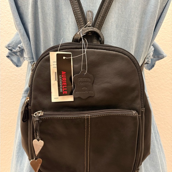 dude wearing jansport right pack Expressions – Sports Basement Herschel Supply Co. Heritage Color:Vietnam Green Available in a green In-Stock-Items